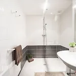 Cozy Avec Sauna, Piscine Et Proche Des Thermes, 4 Pers. A Saint-lary Village - Fr-1-296-328 Апартаменты *