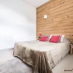 Cozy Avec Sauna, Piscine Et Proche Des Thermes, 4 Pers. A Saint-lary Village - Fr-1-296-328 Апартаменты Сен-Лари-Сулан