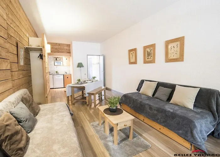 Apartment Cozy Avec Sauna, Piscine Et Proche Des Thermes, 4 Pers. A Saint-lary Village - Fr-1-296-328
