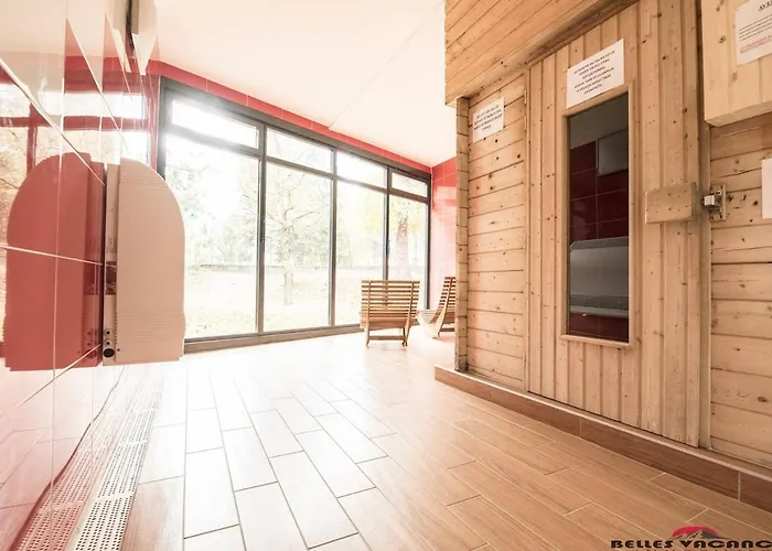 Cozy Avec Sauna, Piscine Et Proche Des Thermes, 4 Pers. A Saint-lary Village - Fr-1-296-328