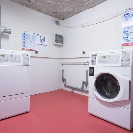 Cozy Avec Sauna, Piscine Et Proche Des Thermes, 4 Pers. A Saint-lary Village - Fr-1-296-328 Daire Saint-Lary-Soulan